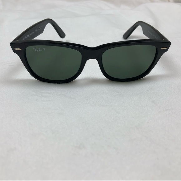 Ray- Ban New Wayfarer Polarized Sunglasses - Picture 2 of 6